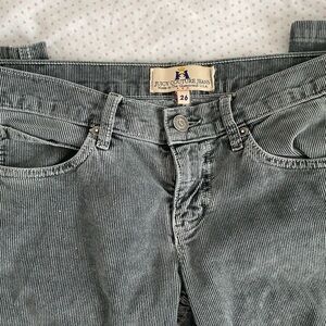 Meet your Posher, Alysondei